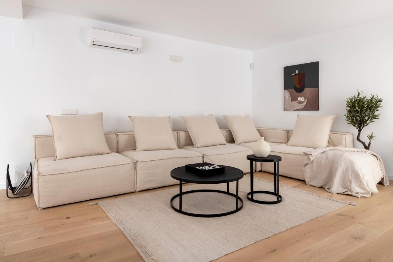 Luxury In Center