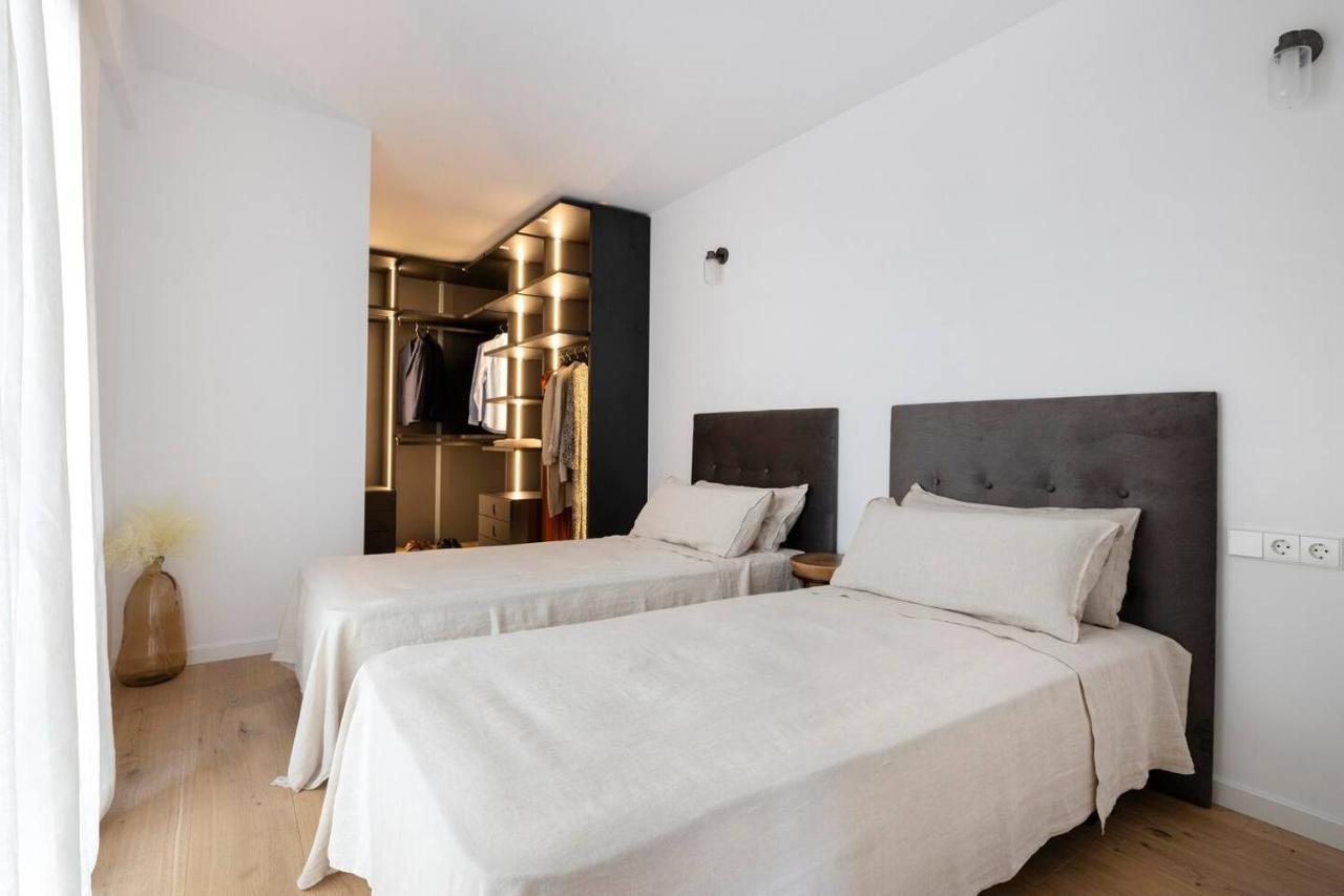 Luxury In Center *