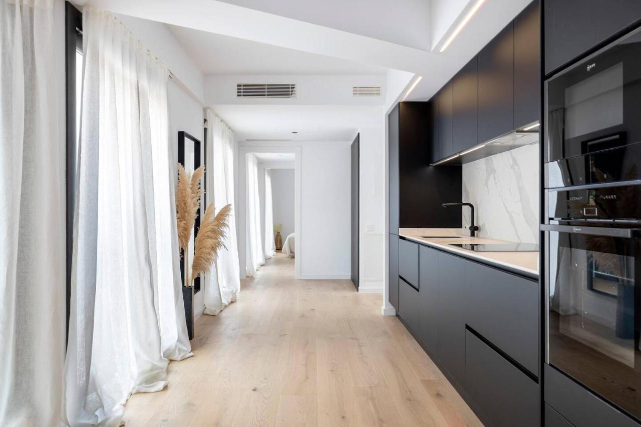 Luxury In Center